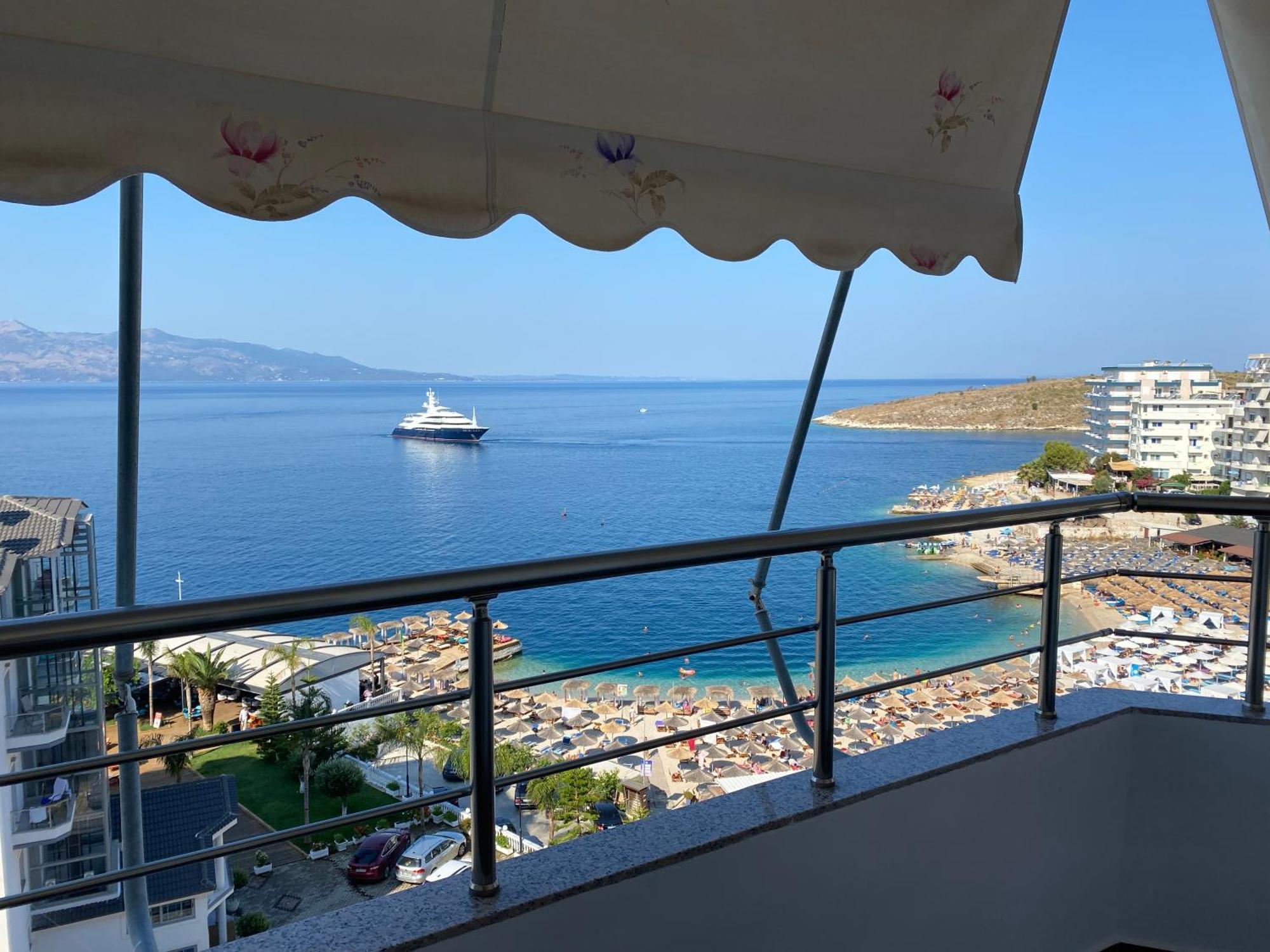 Saranda Luxury Apartments Exteriör bild